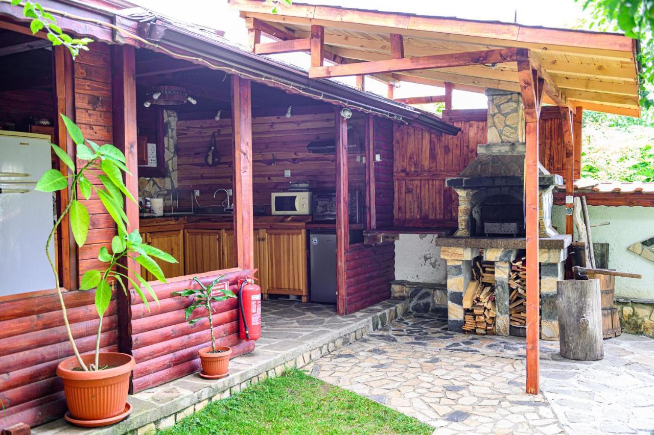 Medi Guest House Saparewa Banja Zewnętrze zdjęcie