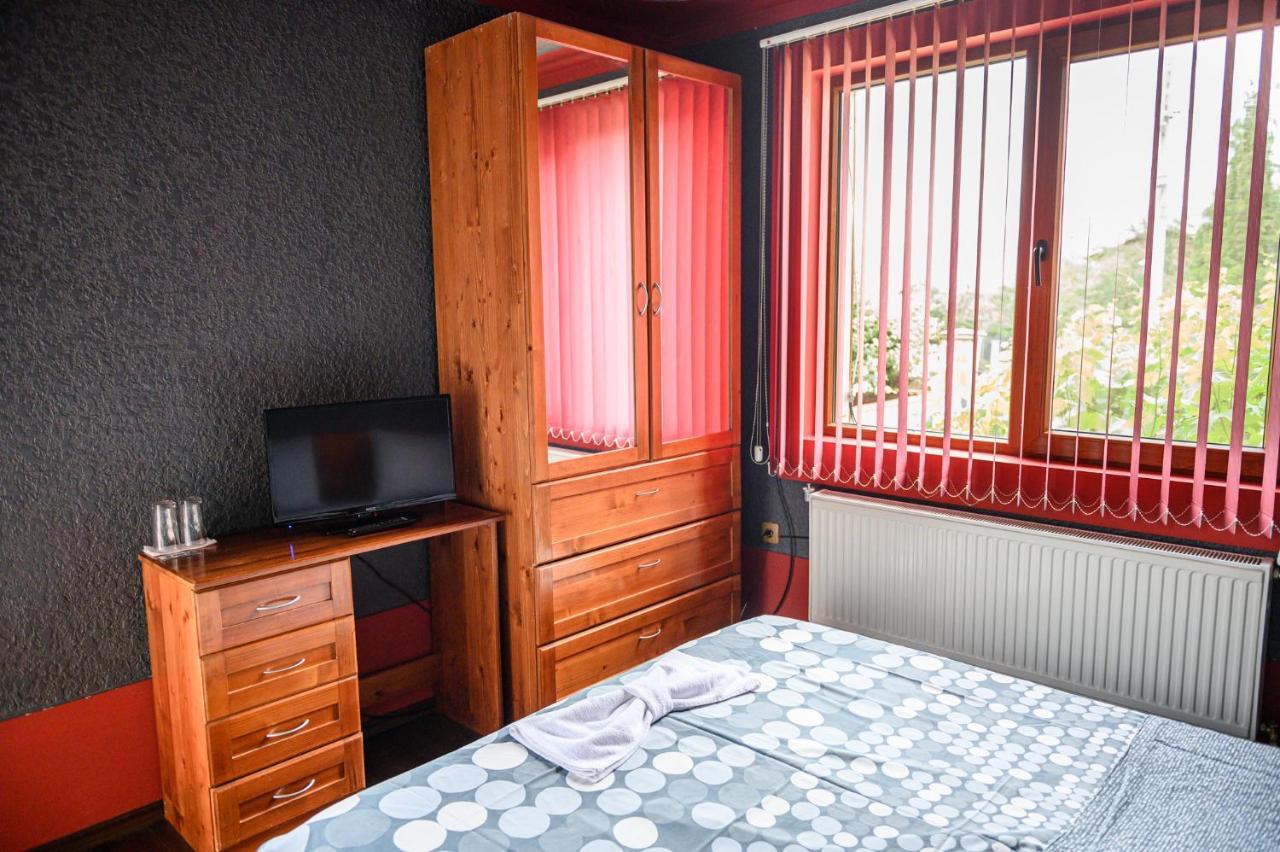 Medi Guest House Saparewa Banja Zewnętrze zdjęcie