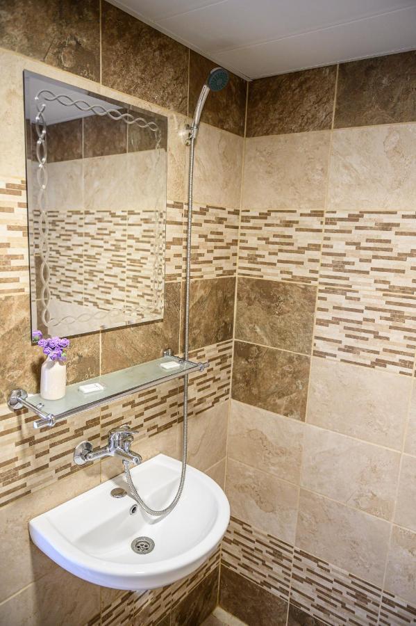 Medi Guest House Saparewa Banja Zewnętrze zdjęcie